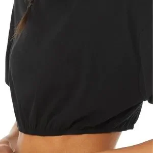 ほぼ新品) alo yoga Alo Kick It Crop Tee トップス Alo Yoga + Kick It Crop Tee